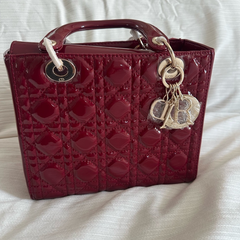 Dior Elegant Inspiration  Burgundy Handbag - Picture 2 of 8